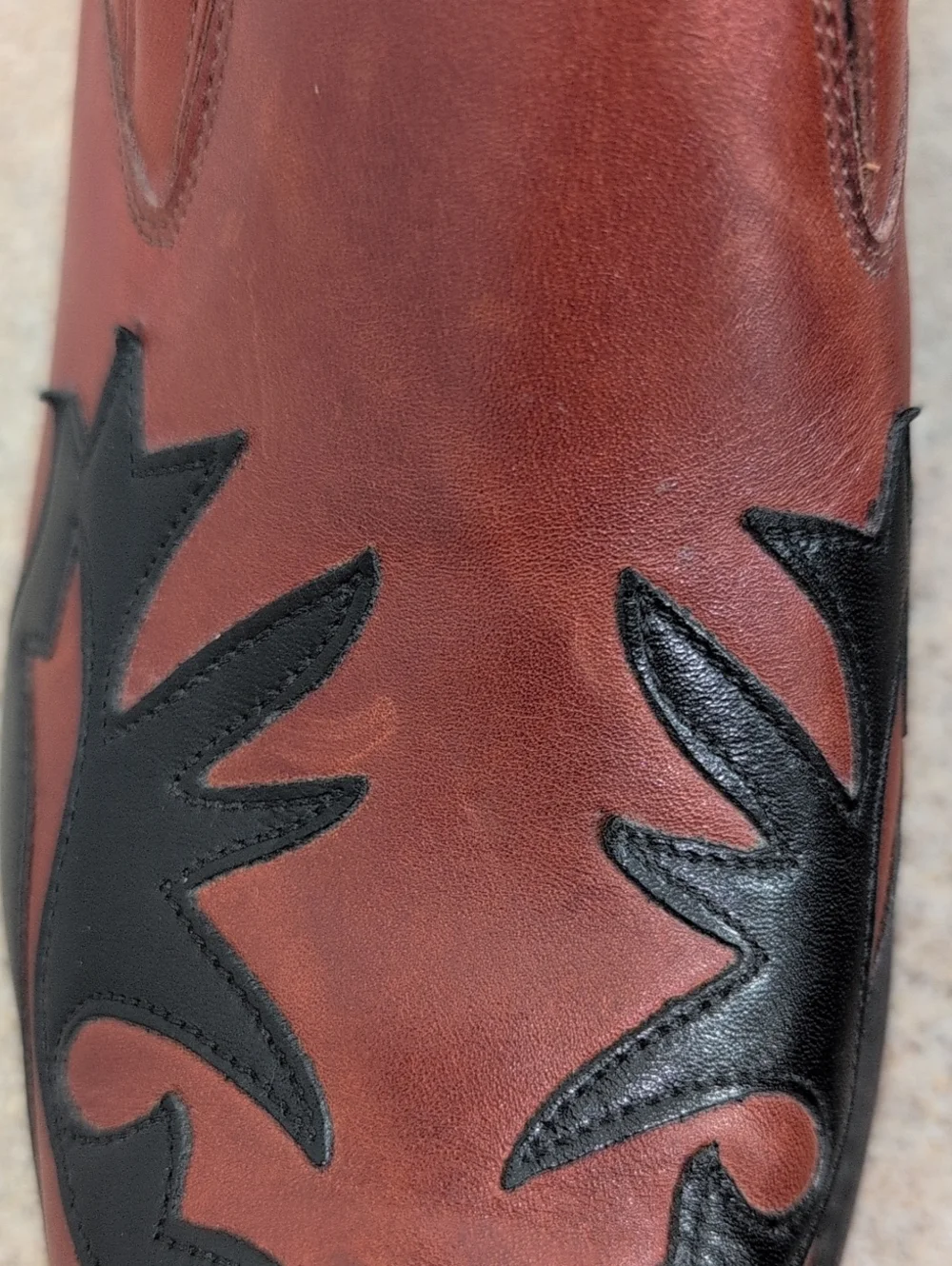 Charlie 1 Horse Ankle Boots, Booties, Brown W Black Design, Western, Women's 9.5